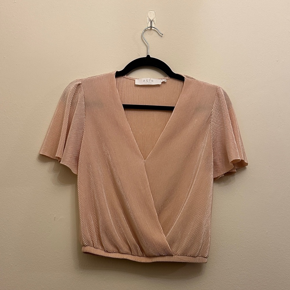 ASTR The Label Pink DeepV-Neck Cinched Waist Blouse Size Small Short‎ Sleeves